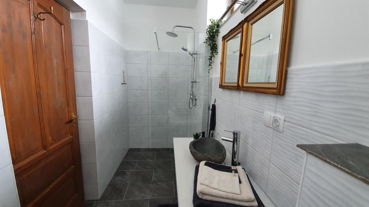 Tisza White House Bed and Breakfast Tiszaszolos Buitenkant foto