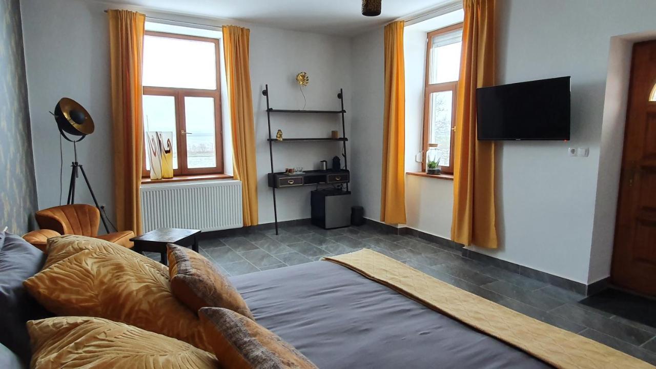 Tisza White House Bed and Breakfast Tiszaszolos Buitenkant foto